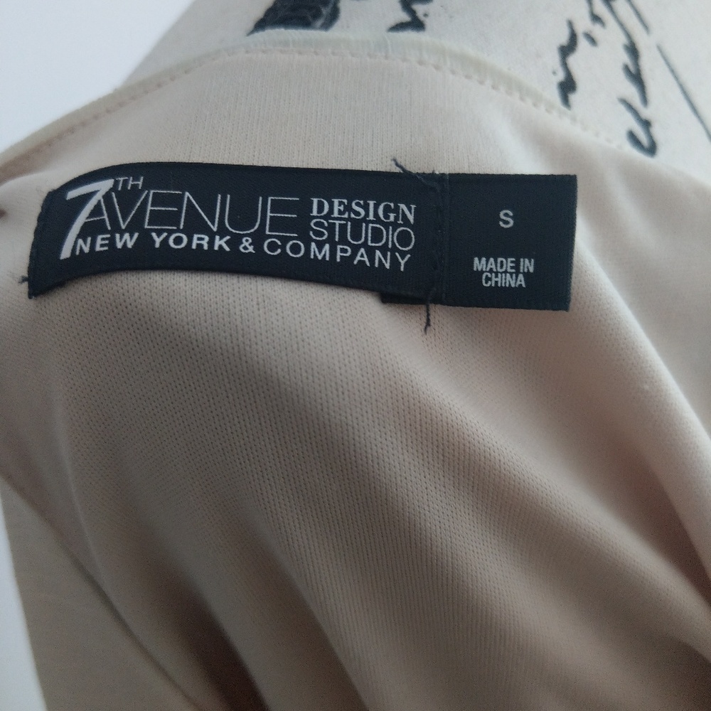 New York & Company blouse, Size S - Picture 3 of 9
